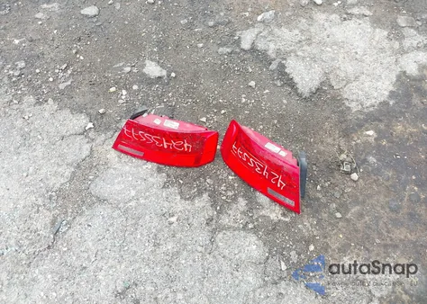 2014 Audi A5 Premium z USA, uszkodzony, nr VIN WAUCFAFR2EA052753